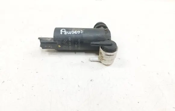 Windscreen/windshield washer pump