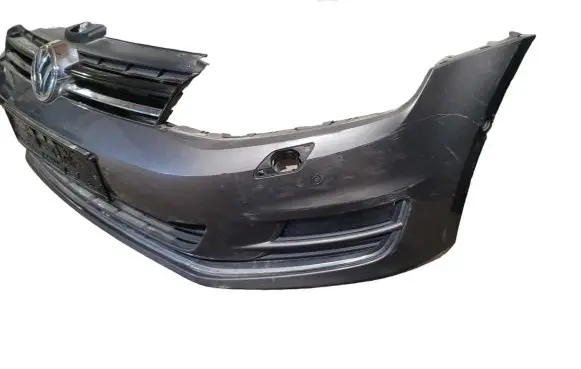 Front bumper upper radiator grill