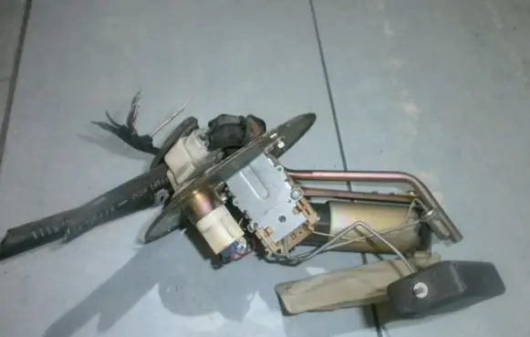 Mazda 323 In-tank fuel pump b6da