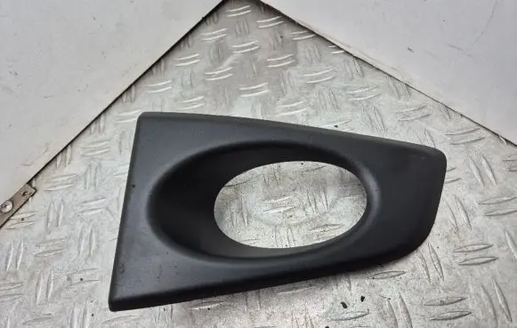 Honda Jazz Front fog light trim/grill P7506