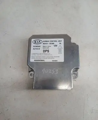 KIA Sorento Airbag control unit/module 959103E200 45S0092664L 5WK43245