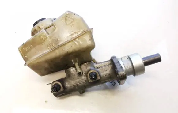 Volvo S70 V70 V70 XC Master brake cylinder 9203845