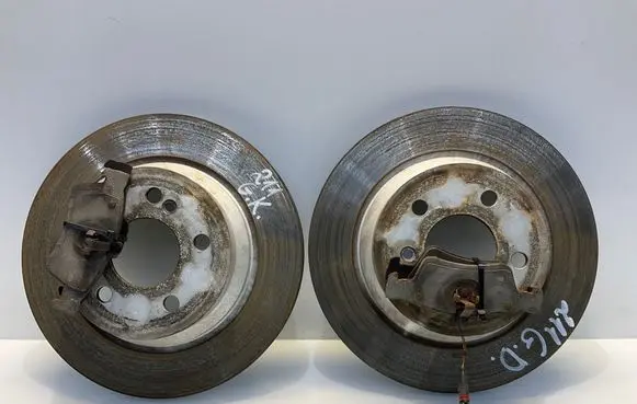 Mercedes-Benz E W211 Rear brake disc A2114230912 2114230912