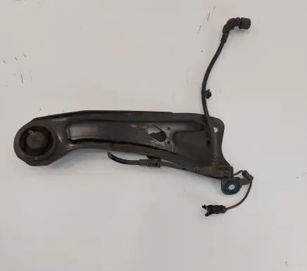 Rear control arm