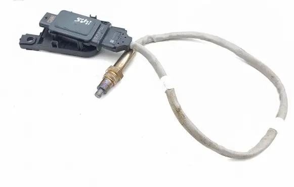 Skoda Superb B9 Lambda probe sensor 05L907807CS B100452590