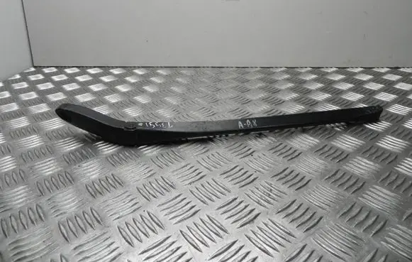 Audi A8 S8 D3 4E Rear wiper blade arm 4E1955407B T3991