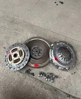 BMW X3 E83 Clutch set kit 703727