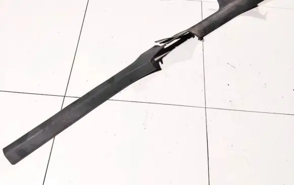 Volkswagen Golf V Front sill trim cover 1k5853371
