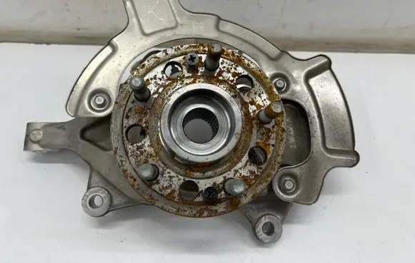 KIA EV6 Front wheel hub