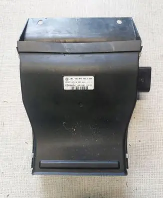 Audi A8 S8 D3 4E Air intake duct part 4E0819013A