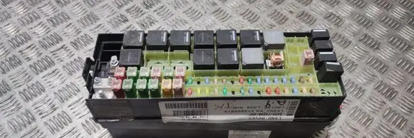 Land Rover Range Rover Sport L320 Fuse module BH3214290ARC