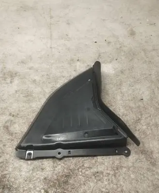 BMW 6 E63 E64 Front bumper skid plate/under tray 51717203951
