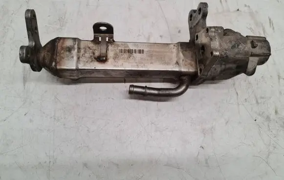Volvo V70 EGR valve cooler 30637142 96411 20720