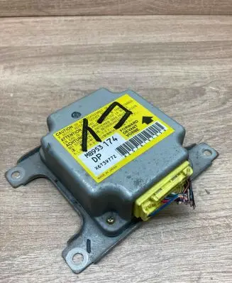 Mitsubishi Colt Airbag control unit/module MB953174 X6T39772 WithPlug