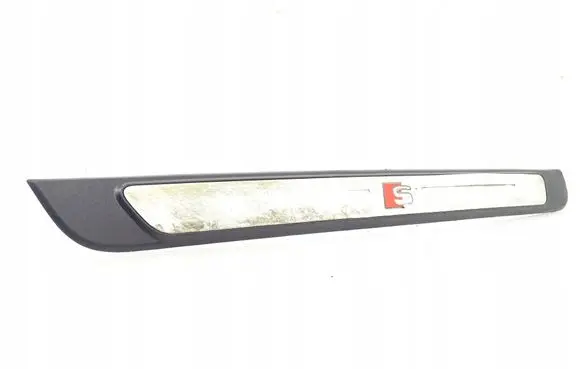 Audi A3 8Y Front sill trim cover 8Y0947417A