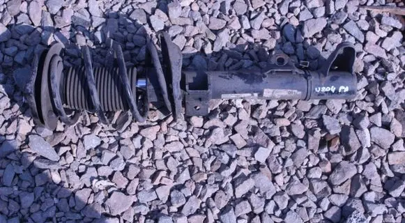 Mercedes-Benz C W204 Front shock absorber with coil spring