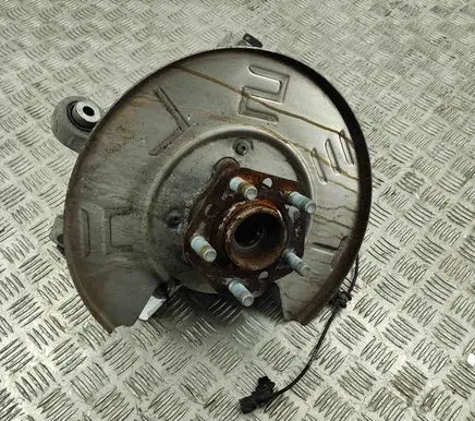 Tesla Model Y Rear wheel hub 104466500C 118841100G