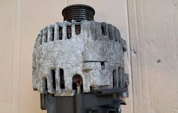 Peugeot 4007 Generator/alternator 9662731680