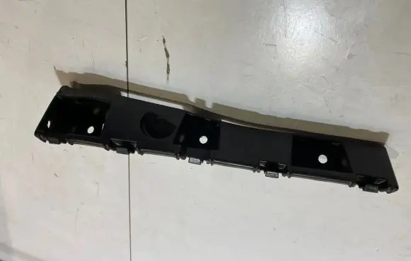 Ford Mustang VI Front bumper mounting bracket FR3B16C066AC