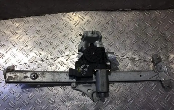 Toyota Avensis T220 Sliding door window regulator with motor