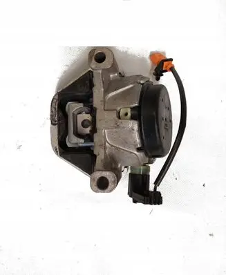 Audi A6 C7 Engine mount vacuum valve 