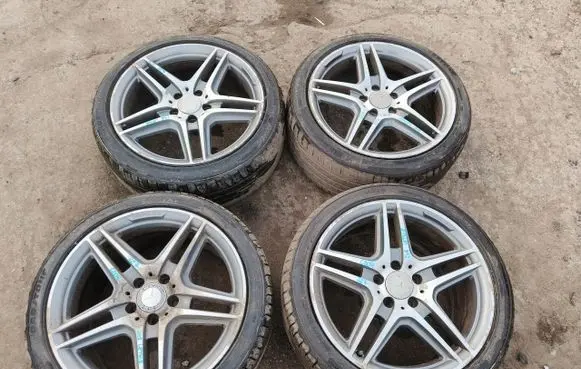 Mercedes-Benz C AMG W204 R16 alloy rim 