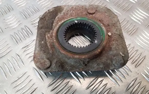 Volvo S70 V70 V70 XC Front upper strut mount 