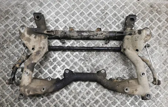 Mercedes-Benz C W204 Front subframe