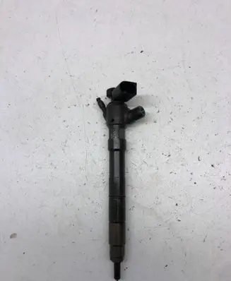 Seat Leon (5F) Fuel injector 04L130277BD