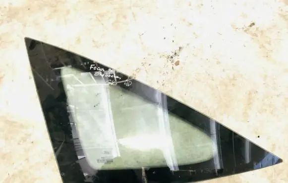 Ford Focus Rear side window
