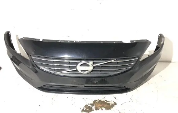 Volvo S60 Front bumper 31323831 BP8BB