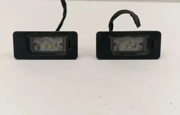 BMW 3 G20 G21 Number plate light 9481841