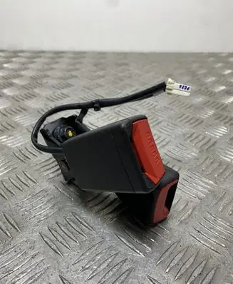 SsangYong Korando Rear seatbelt buckle