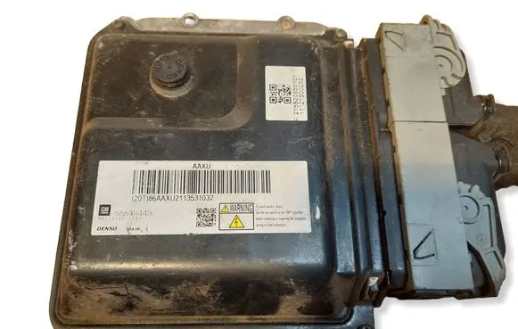 Opel Astra J Engine control unit/module ECU 55579443 MB2757001190
