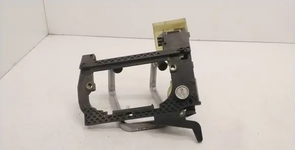 Front door exterior handle/bracket