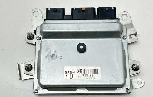 Nissan e-NV200 Engine control unit/module MEV02211A15311 211A15311 MEV02