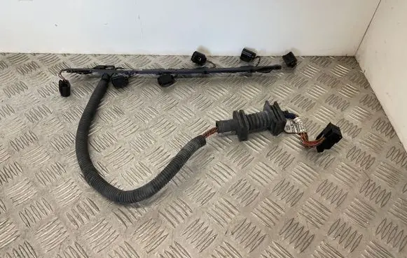 BMW X5 E70 Fuel injector wires 7808247