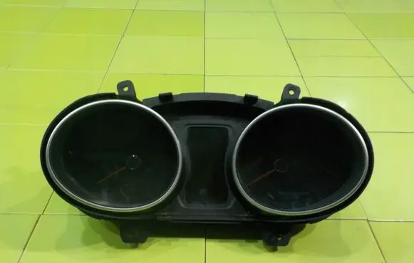 KIA Sportage Speedometer (instrument cluster) 940313U015
