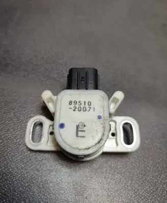 Toyota Avensis T270 Clutch pedal sensor 89510