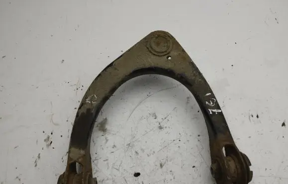 Lexus IS 220D-250-350 Front lower control arm/wishbone