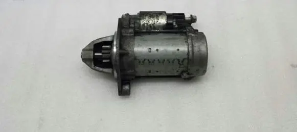Mercedes-Benz C W204 Starter motor A0061514601