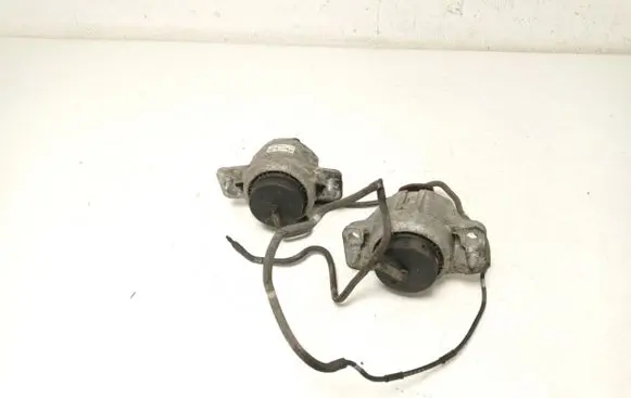 Jaguar XE Engine mount bracket GX736A003KC