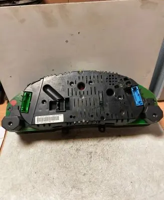 Audi A6 S6 C5 4B Speedometer (instrument cluster) 4B0919881A 88311100 11000899017