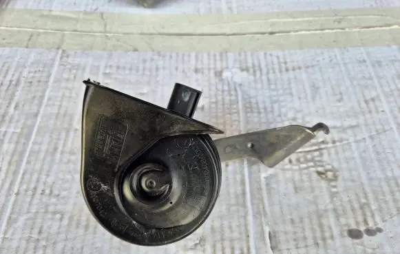 BMW X1 F48 F49 Horn signal 9451506