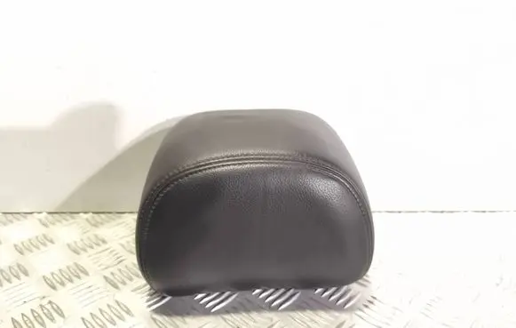 Peugeot 407 Rear seat headrest 