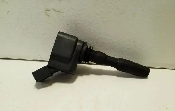 Skoda Kamiq High voltage ignition coil 04E905110P 77300014