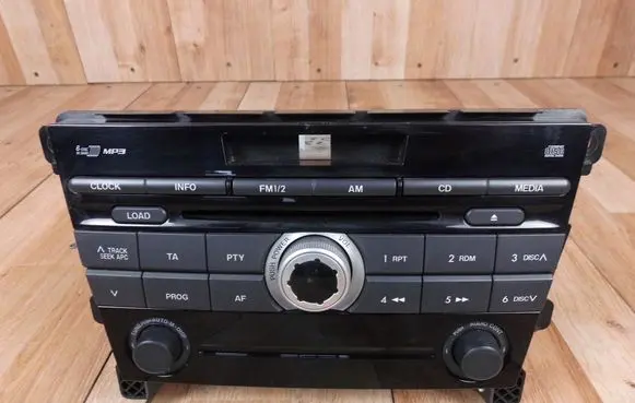 Mazda CX-7 Radio/CD/DVD/GPS head unit EH1566ARX