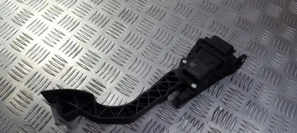 Volvo V50 Accelerator throttle pedal 4m519f836dh 6pv008641-02
