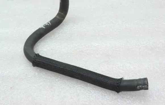 Toyota Avensis T250 Engine coolant pipe/hose 164800R011