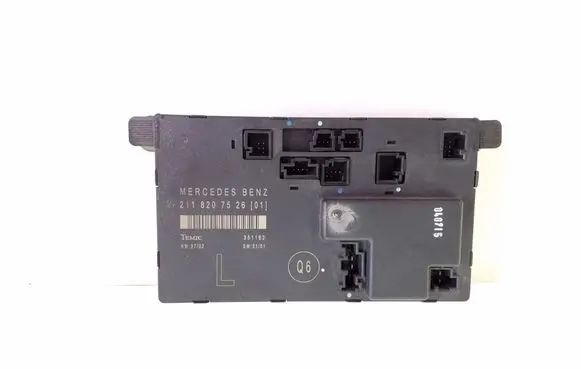 Mercedes-Benz E W211 Door control unit/module 2118207526